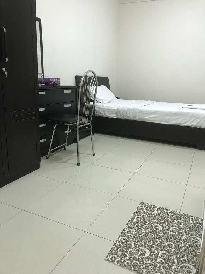 Hotel Al Hadow *